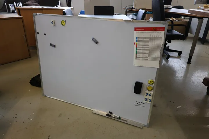 1 x Whiteboard
